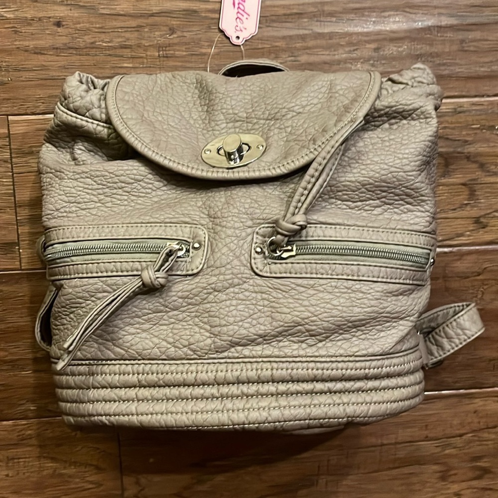 Candie’s Gray Medium Size Backpack